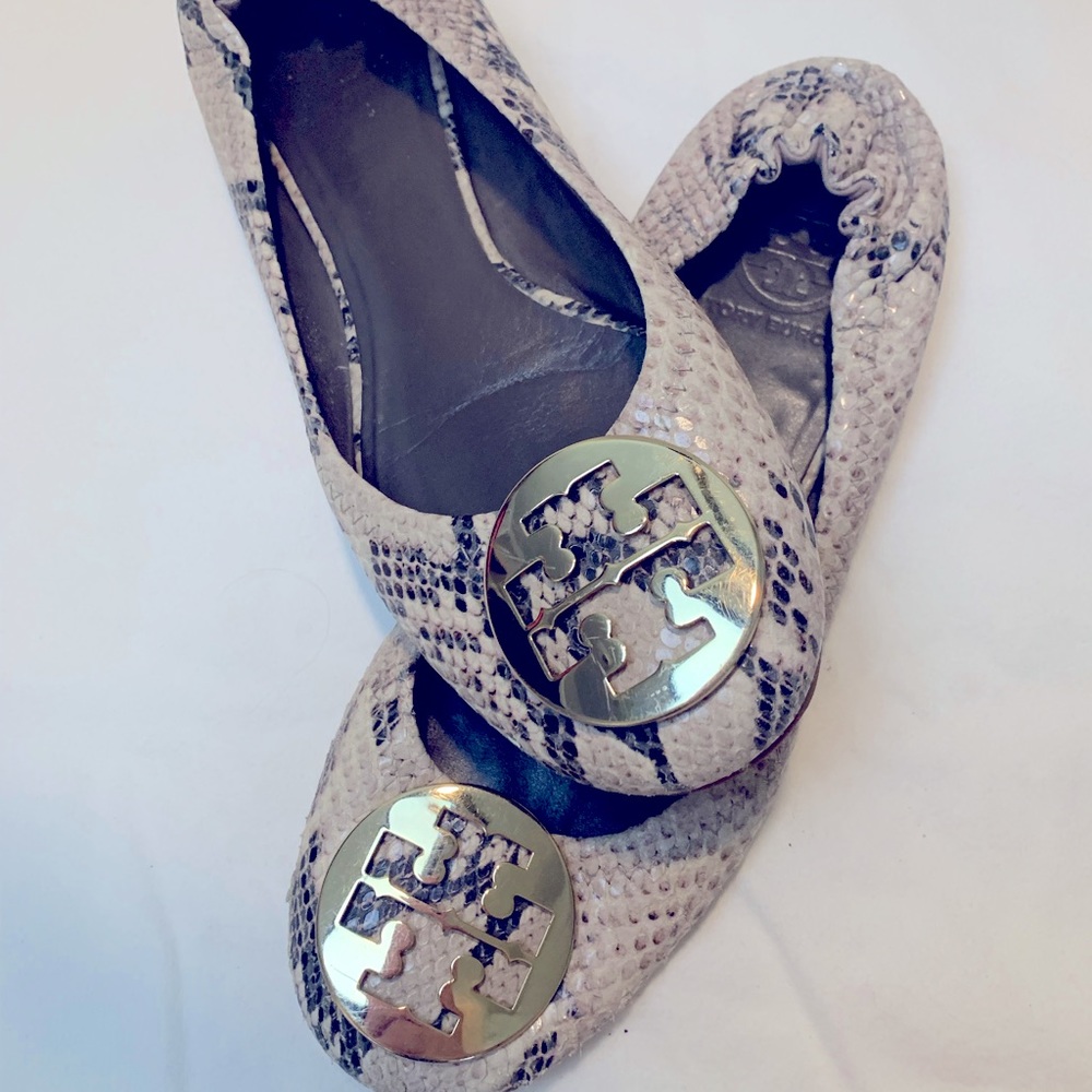 Tory Burch snakeskin flats size 8.5